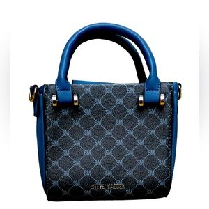 NWOT Steve Madden hand and shoulder mini bag . Beaufitul